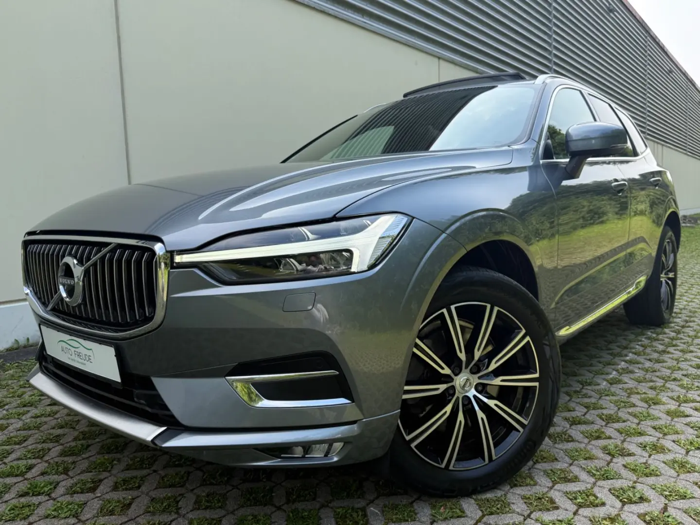 VOLVO XC60 B4 AWD Inscription Pano Head-Up 360°LEASING