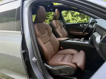 VOLVO XC60 B4 AWD Inscription Pano Head-Up 360°LEASING