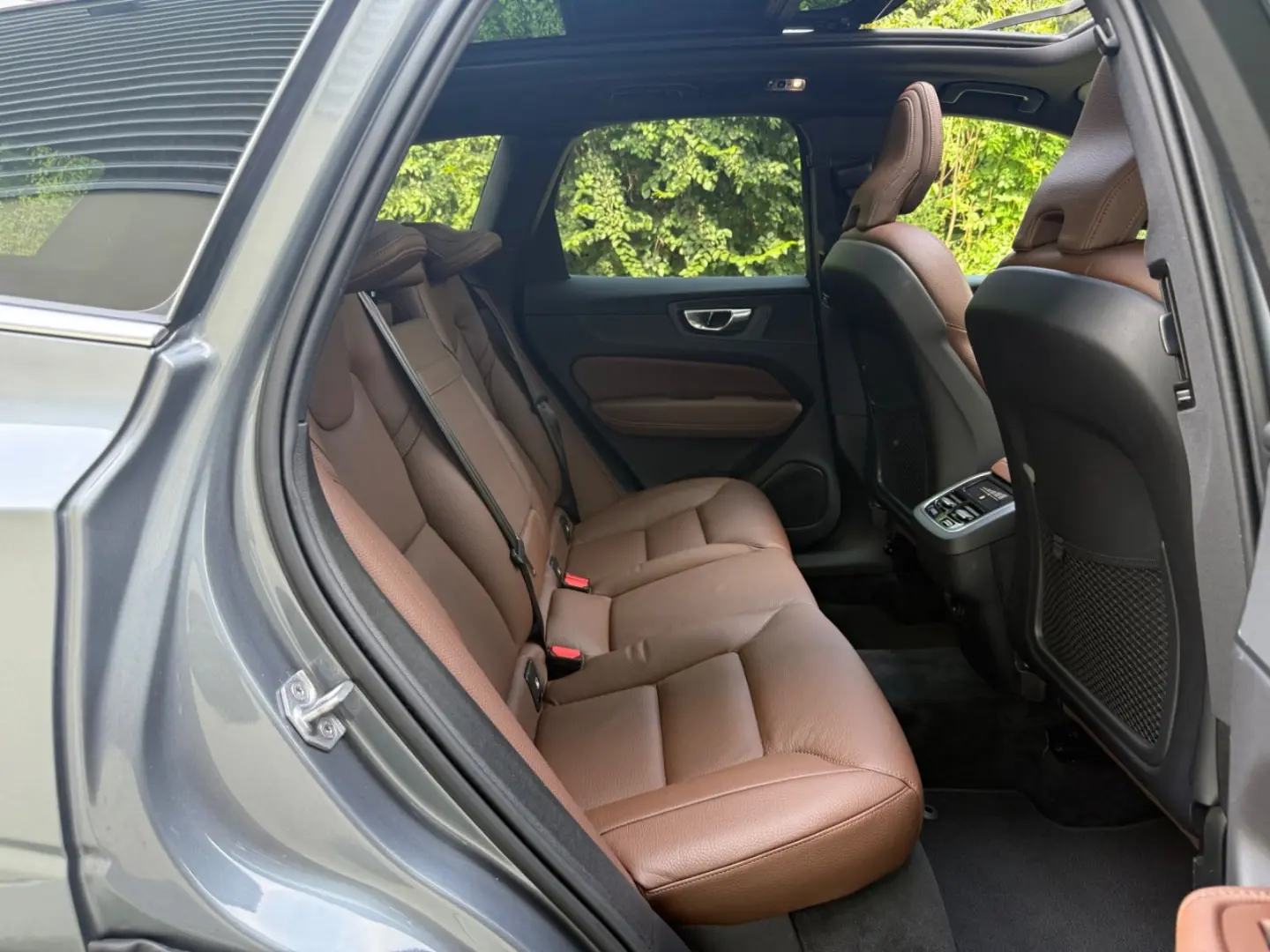 VOLVO XC60 B4 AWD Inscription Pano Head-Up 360°LEASING