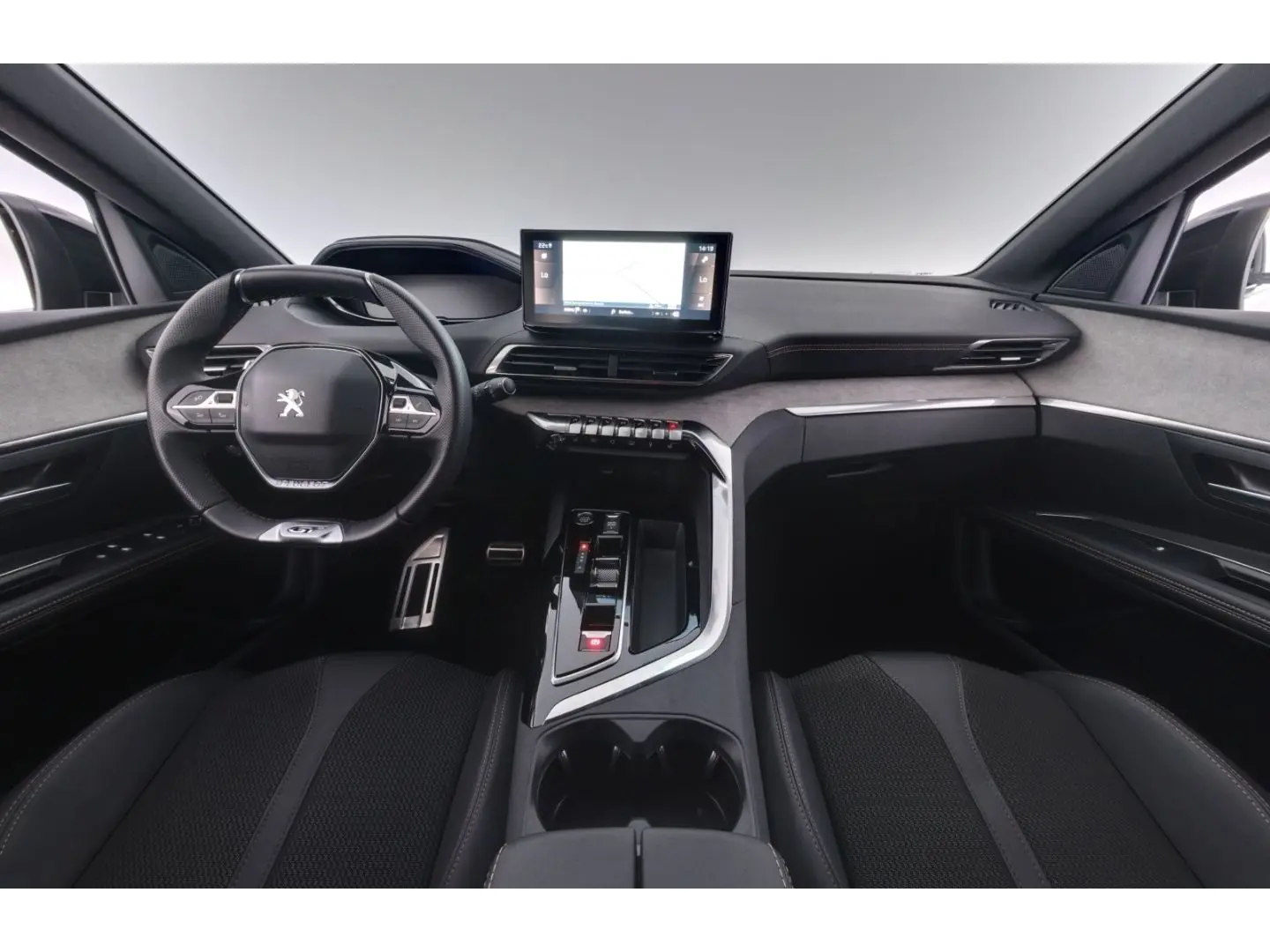 PEUGEOT 5008 1.2PureTech Aut.GT+LED+NAVI+VIRTUAL+7-SITZE