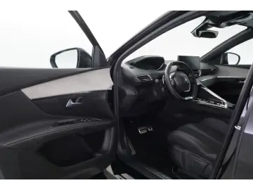 PEUGEOT 5008 1.2PureTech Aut.GT+LED+NAVI+VIRTUAL+7-SITZE