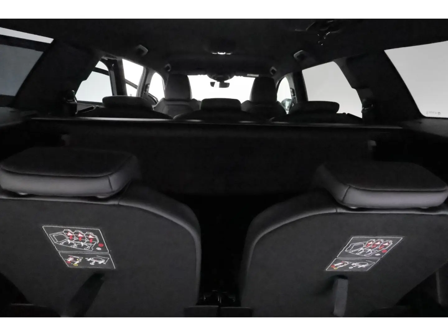 PEUGEOT 5008 1.2PureTech Aut.GT+LED+NAVI+VIRTUAL+7-SITZE