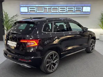 SKODA Karoq 1.5 TSI SPORTLINE*PANO*CARPLAY*KAM*LEASING