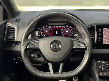 SKODA Karoq 1.5 TSI SPORTLINE*PANO*CARPLAY*KAM*LEASING