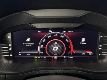 SKODA Karoq 1.5 TSI SPORTLINE*PANO*CARPLAY*KAM*LEASING