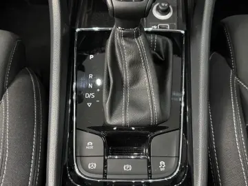 SKODA Karoq 1.5 TSI SPORTLINE*PANO*CARPLAY*KAM*LEASING