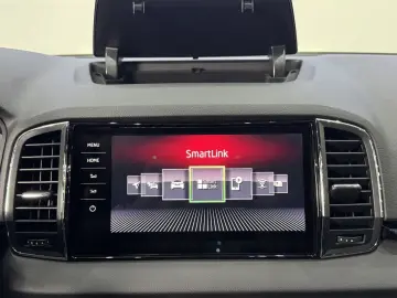 SKODA Karoq 1.5 TSI SPORTLINE*PANO*CARPLAY*KAM*LEASING