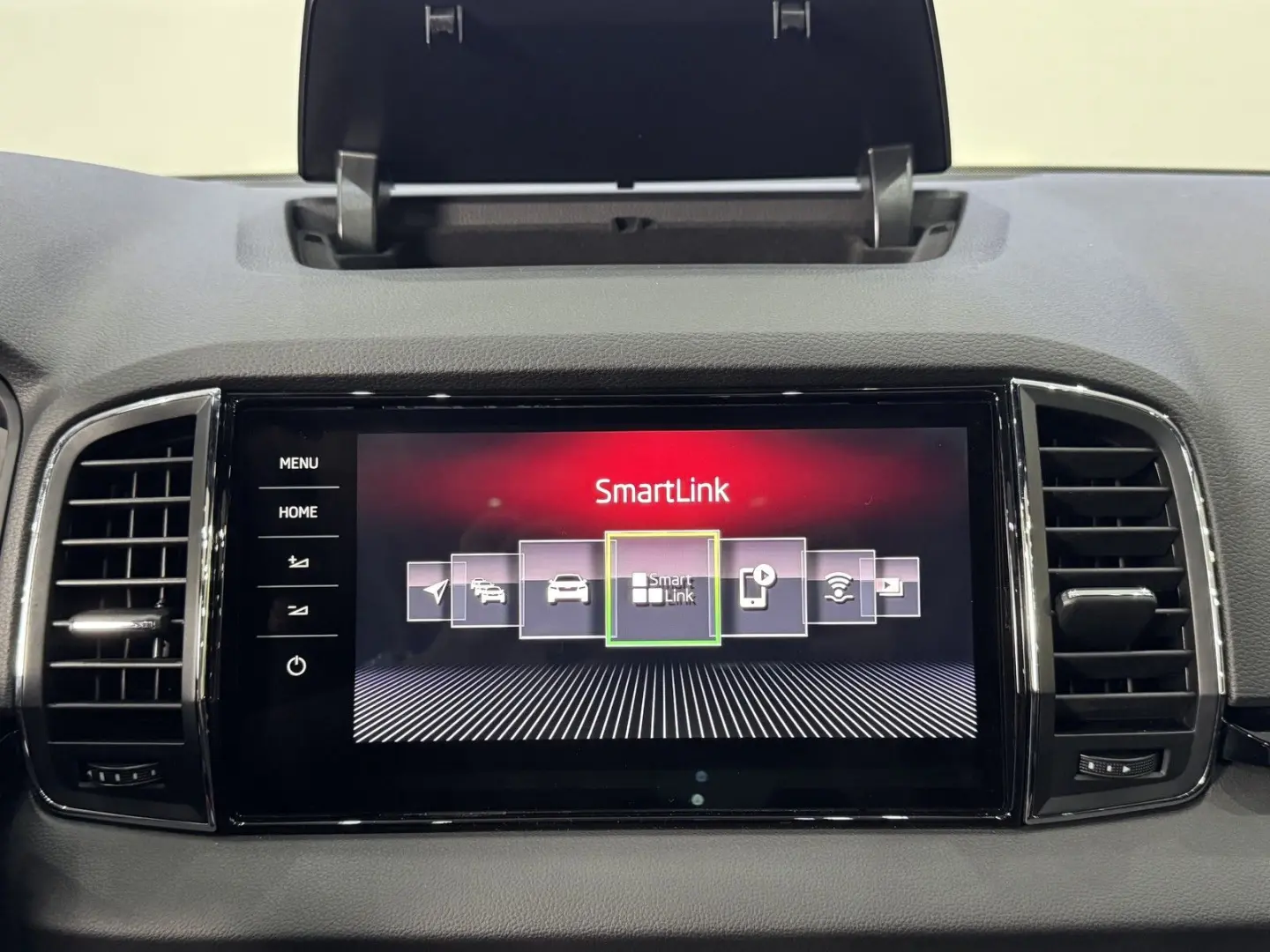 SKODA Karoq 1.5 TSI SPORTLINE*PANO*CARPLAY*KAM*LEASING