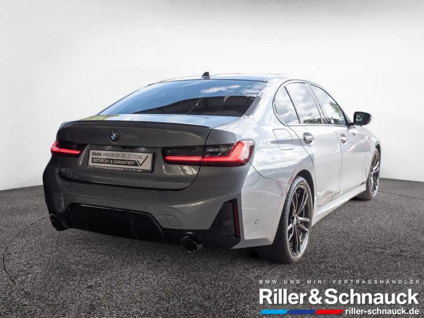 BMW 330i M-Sport 360°+H/K+KAM+LEASING