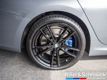 BMW 330i M-Sport 360°+H/K+KAM+LEASING