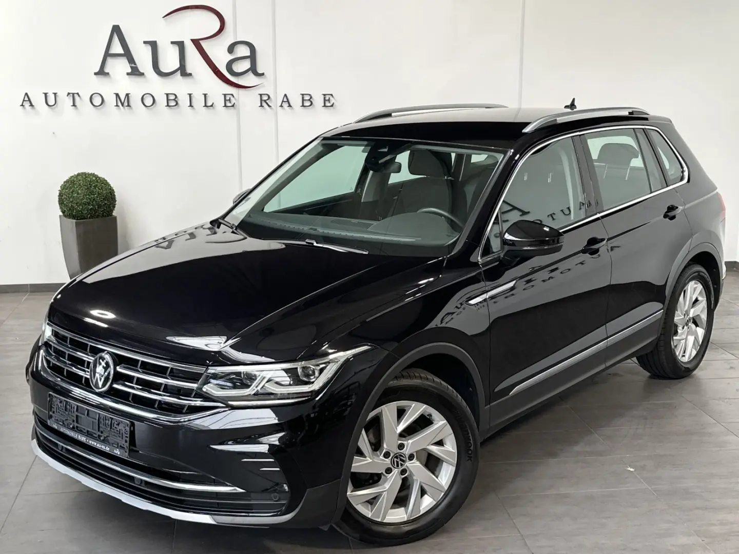 VOLKSWAGEN Tiguan 2.0 TDI DSG Elegance NAV+LED+ACC+VC