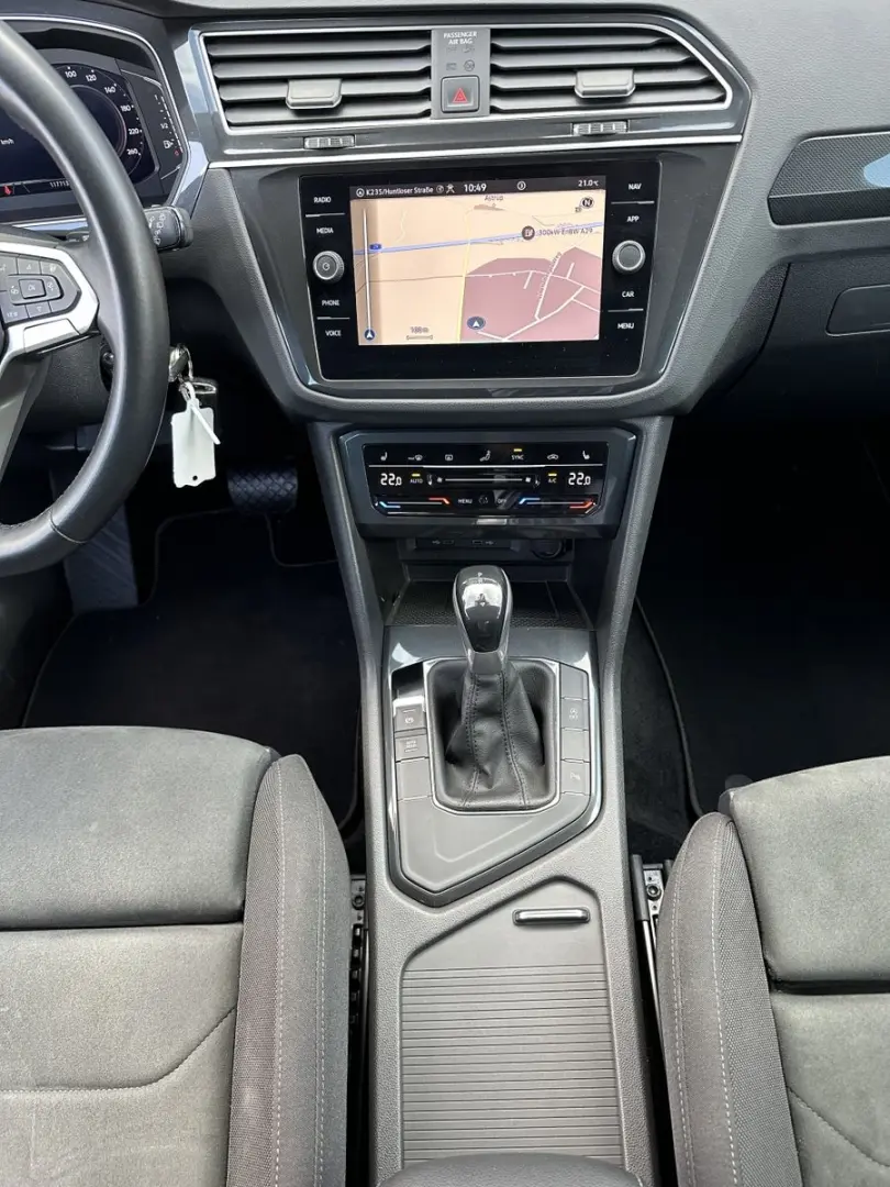 VOLKSWAGEN Tiguan 2.0 TDI DSG Elegance NAV+LED+ACC+VC