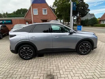 PEUGEOT 3008 Allure Hybrid 145 E-DCS6