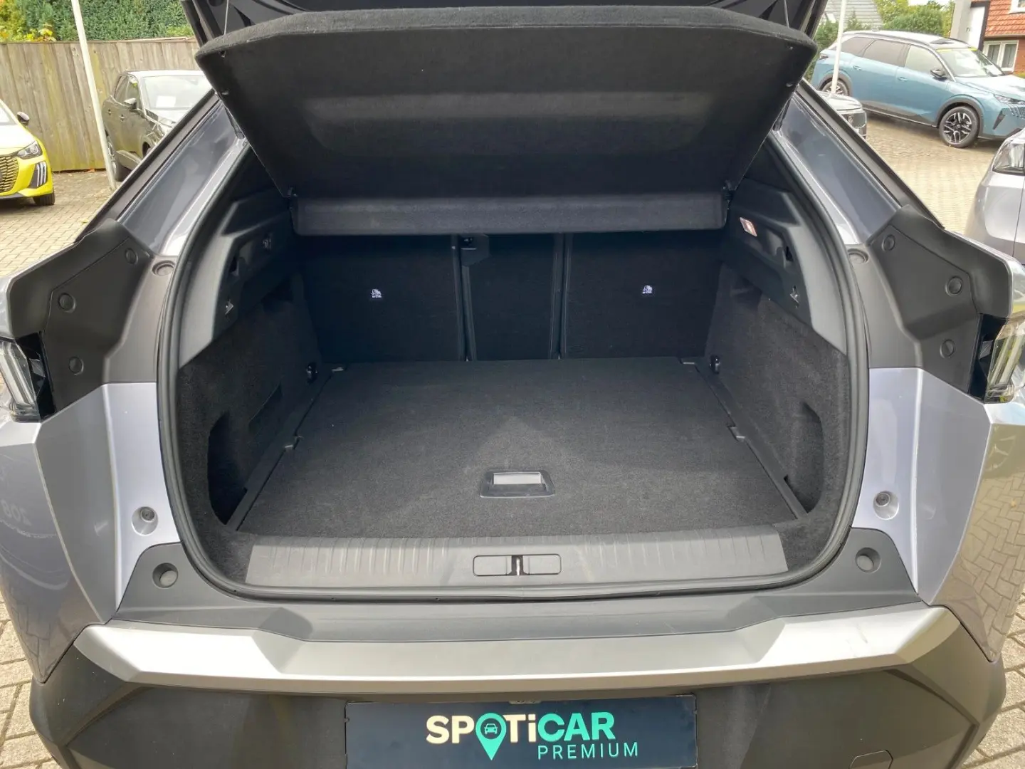 PEUGEOT 3008 Allure Hybrid 145 E-DCS6
