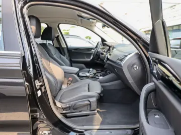 X3 xDrive 20i FACEL. LED W-LAN NAVI KAMERA SHZ
