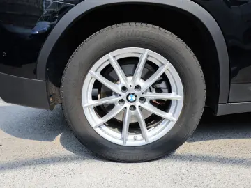 X3 xDrive 20i FACEL. LED W-LAN NAVI KAMERA SHZ