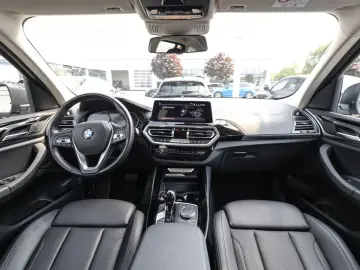 X3 xDrive 20i FACEL. LED W-LAN NAVI KAMERA SHZ