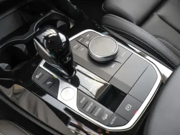 X3 xDrive 20i FACEL. LED W-LAN NAVI KAMERA SHZ