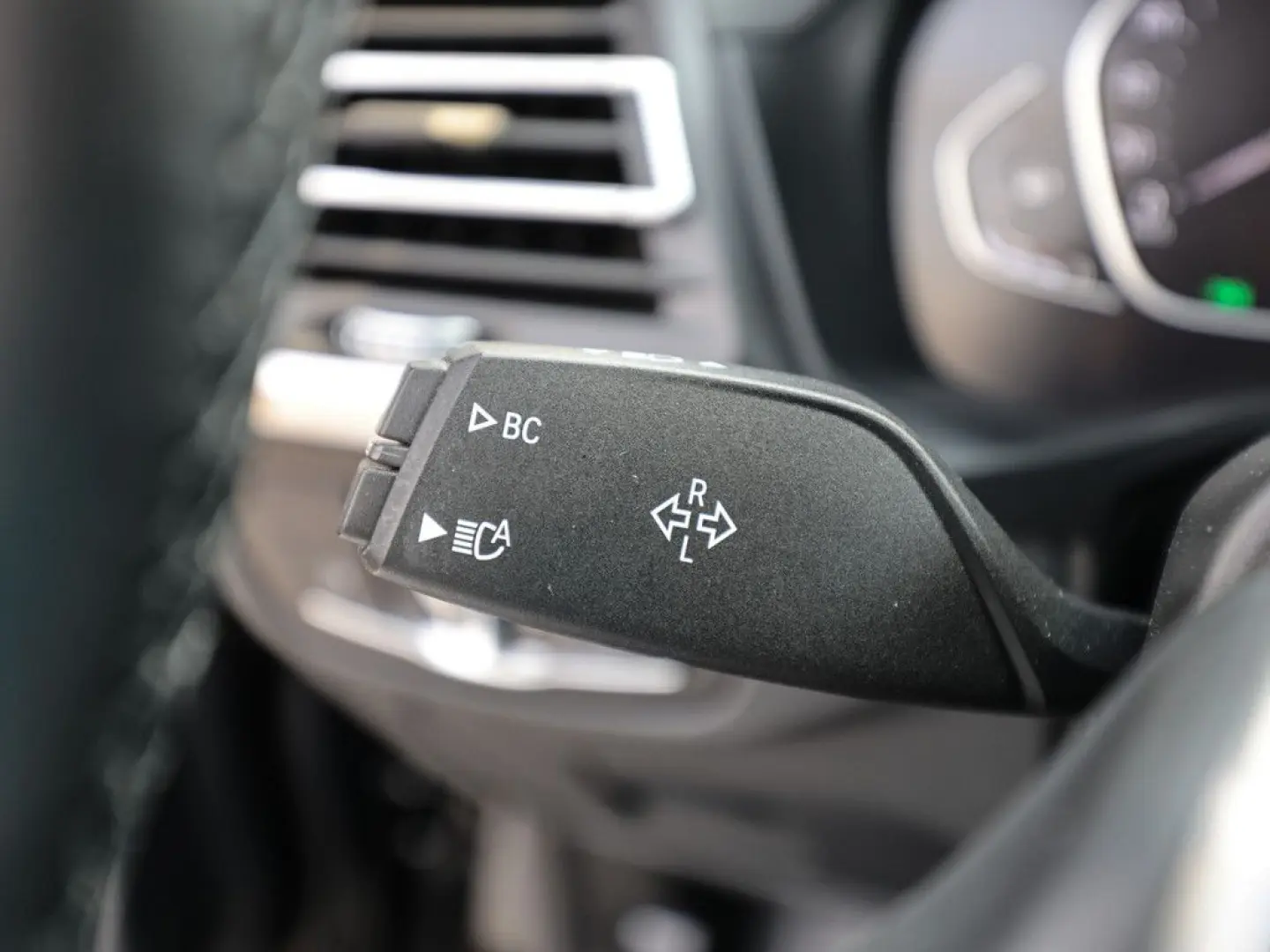 X3 xDrive 20i FACEL. LED W-LAN NAVI KAMERA SHZ