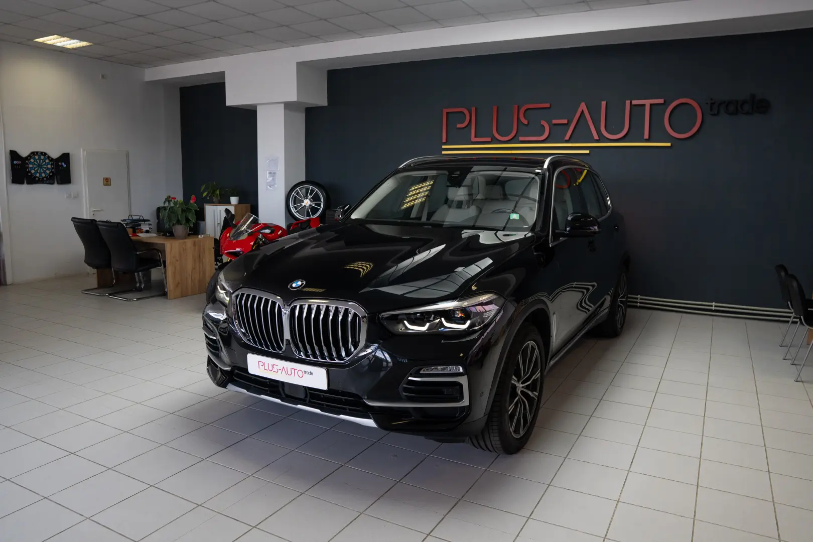 BMW X5 xDrive40i X Line Interior BEJ Panor Stoc Timisoara