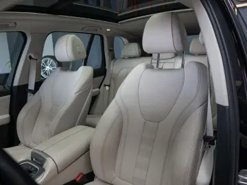 BMW X5 xDrive40i X Line Interior BEJ Panor Stoc Timisoara