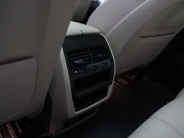 BMW X5 xDrive40i X Line Interior BEJ Panor Stoc Timisoara