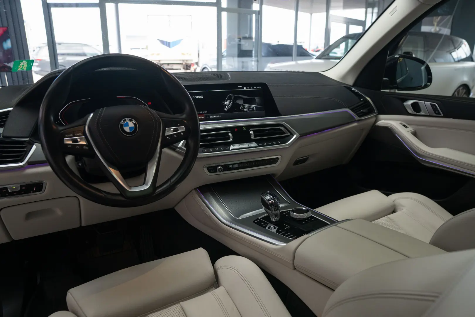BMW X5 xDrive40i X Line Interior BEJ Panor Stoc Timisoara