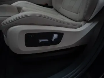 BMW X5 xDrive40i X Line Interior BEJ Panor Stoc Timisoara