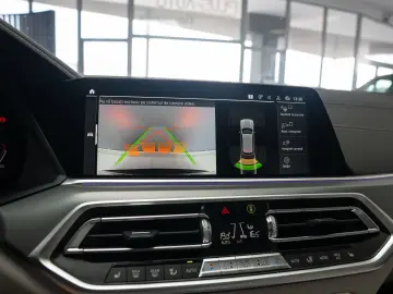 BMW X5 xDrive40i X Line Interior BEJ Panor Stoc Timisoara