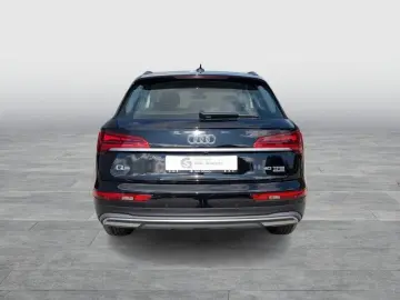 Q5 40 TFSI quattro ACC+NAVI+RFKAMERA+LED+SITZHZG