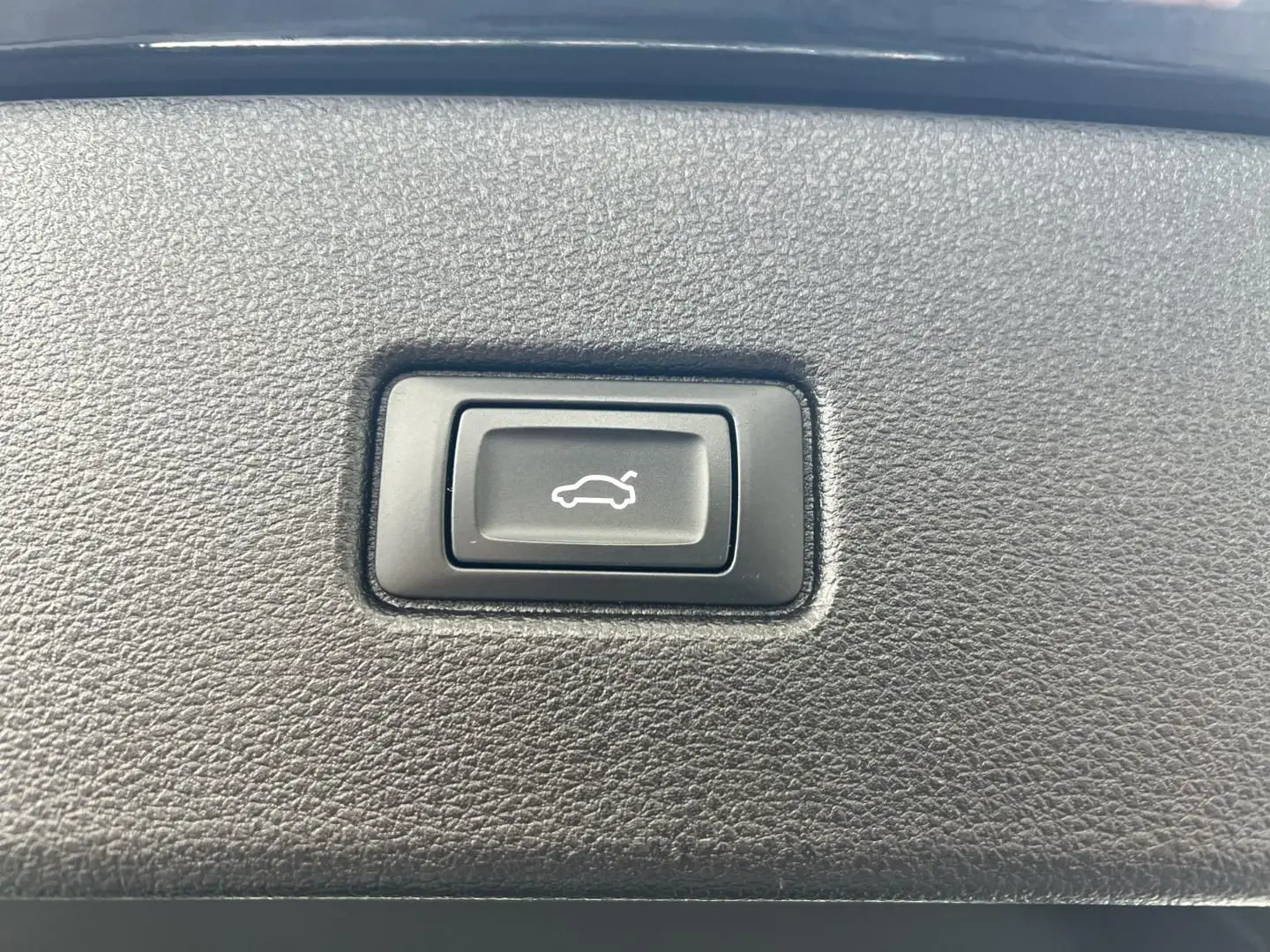Q5 Sportback TFSIe HYBRID advanced 2.0  300PS