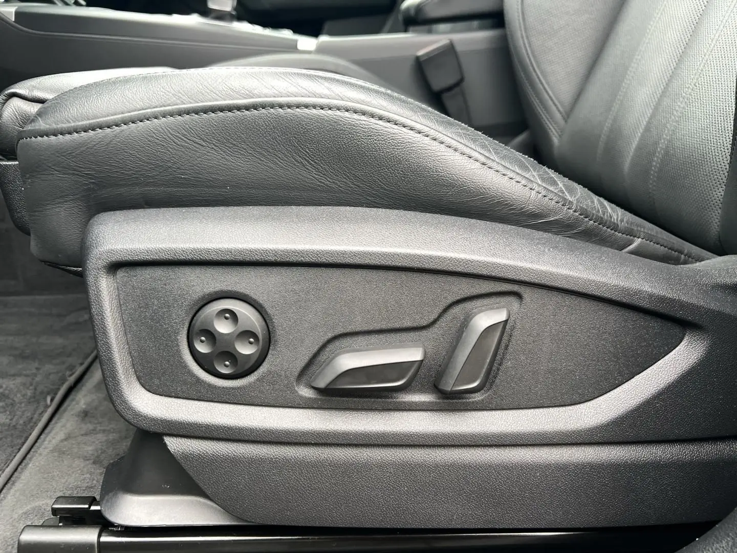 Q5 Sportback TFSIe HYBRID advanced 2.0  300PS