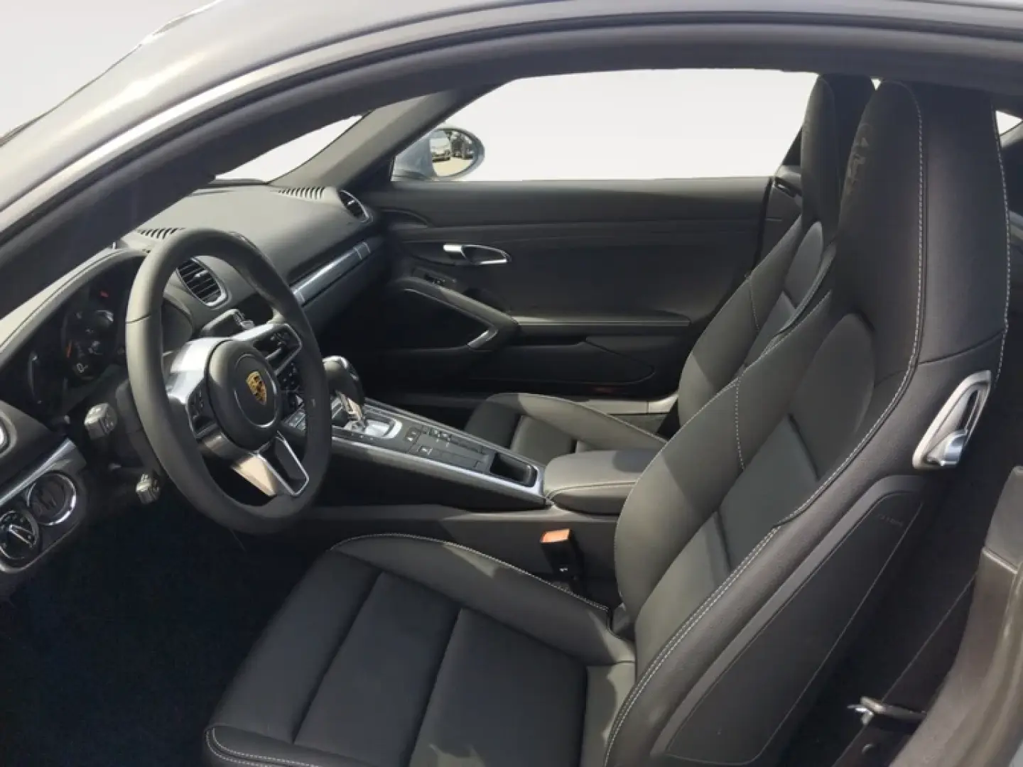 Porsche 718 Cayman Style Edition