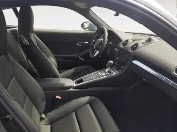 Porsche 718 Cayman Style Edition