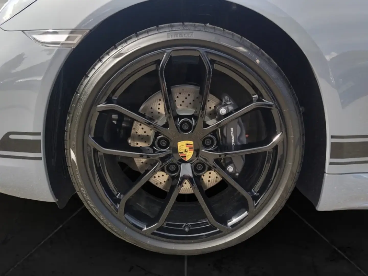 Porsche 718 Cayman Style Edition