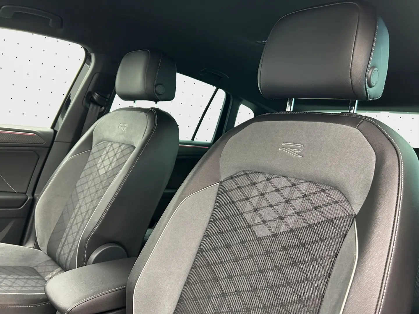 Tiguan R-Line 1.5 TSI 110kW*DSG*NAVI*MATRIX*ACC*