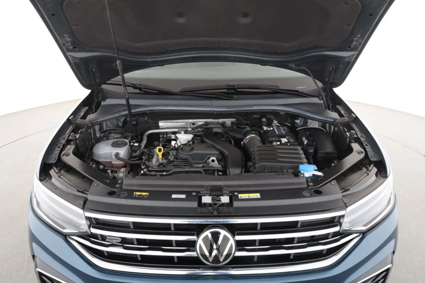 Tiguan 1.5 TSI DSG R-Line | NAVI | AHK | LED |