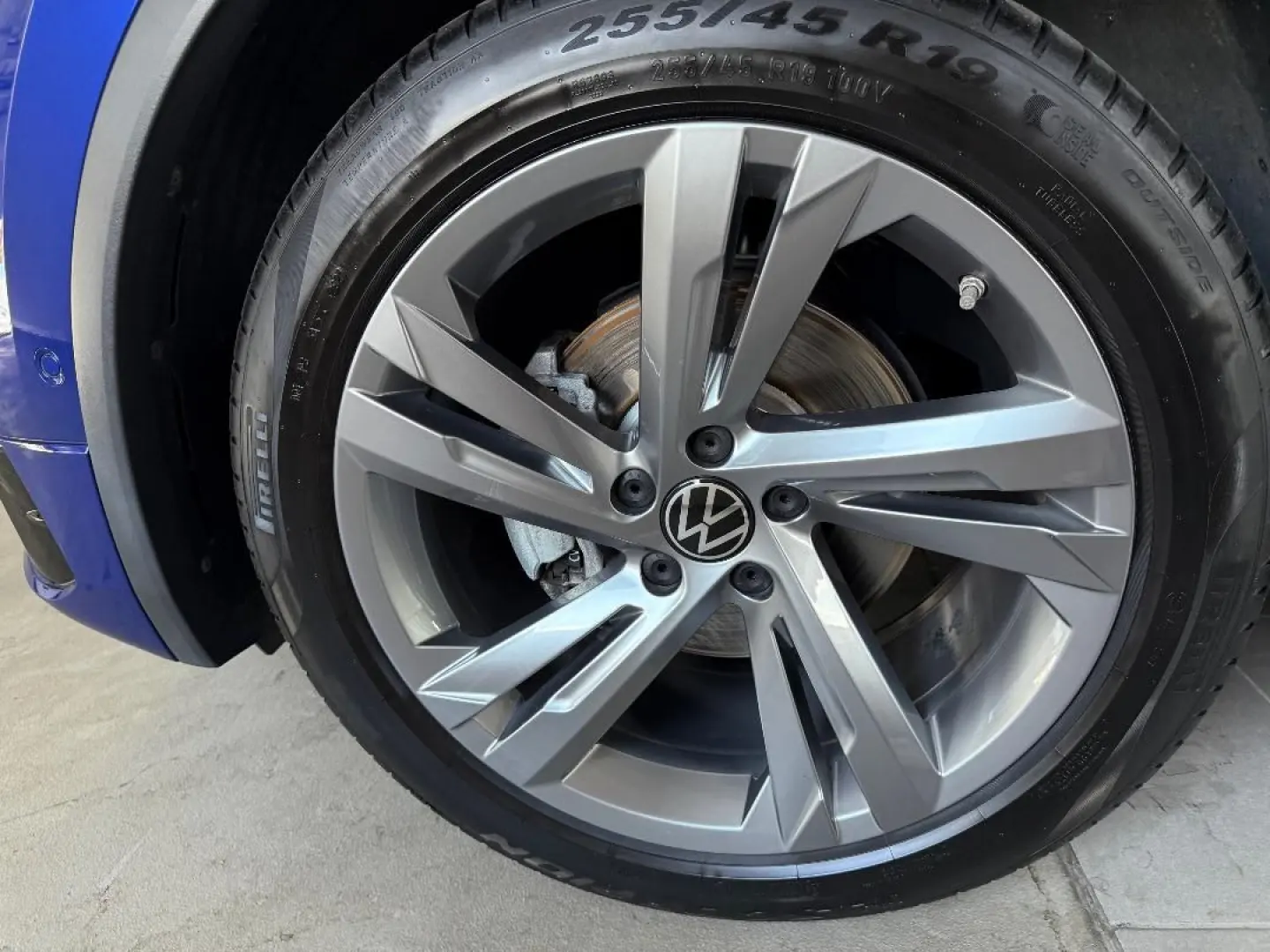 Tiguan R-Line 1.5 TSI DSG Navi/AHK/LEDMatrix/Kam