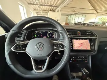 Tiguan R-Line 1.5 TSI DSG Navi/AHK/LEDMatrix/Kam