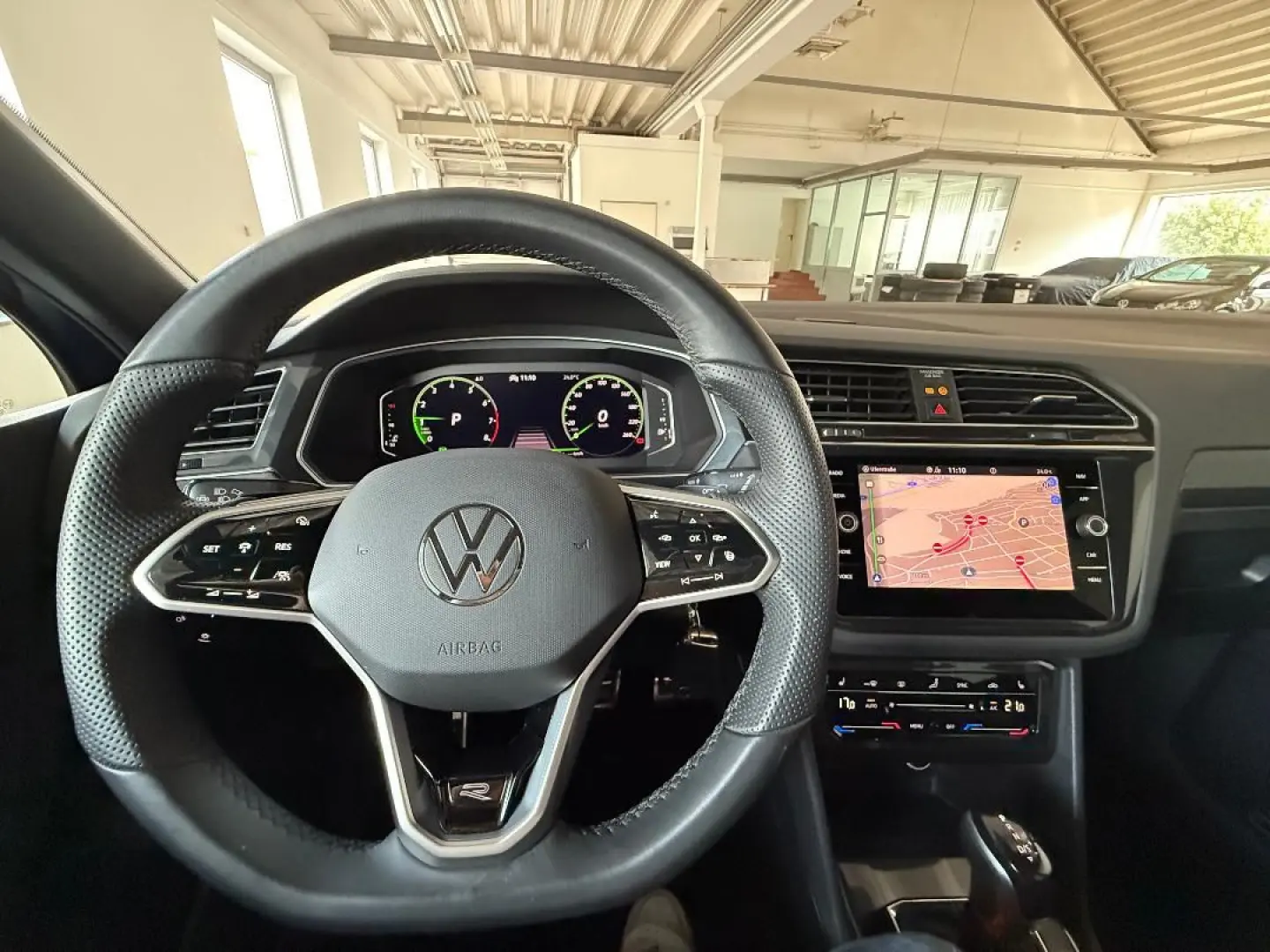 Tiguan R-Line 1.5 TSI DSG Navi/AHK/LEDMatrix/Kam