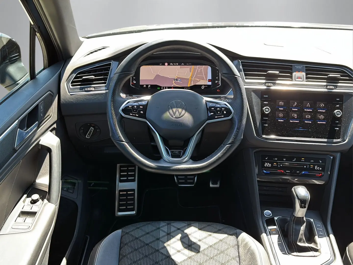 Tiguan R-Line 1.4TSI DSG eHybrid +AHK+KAMERA+