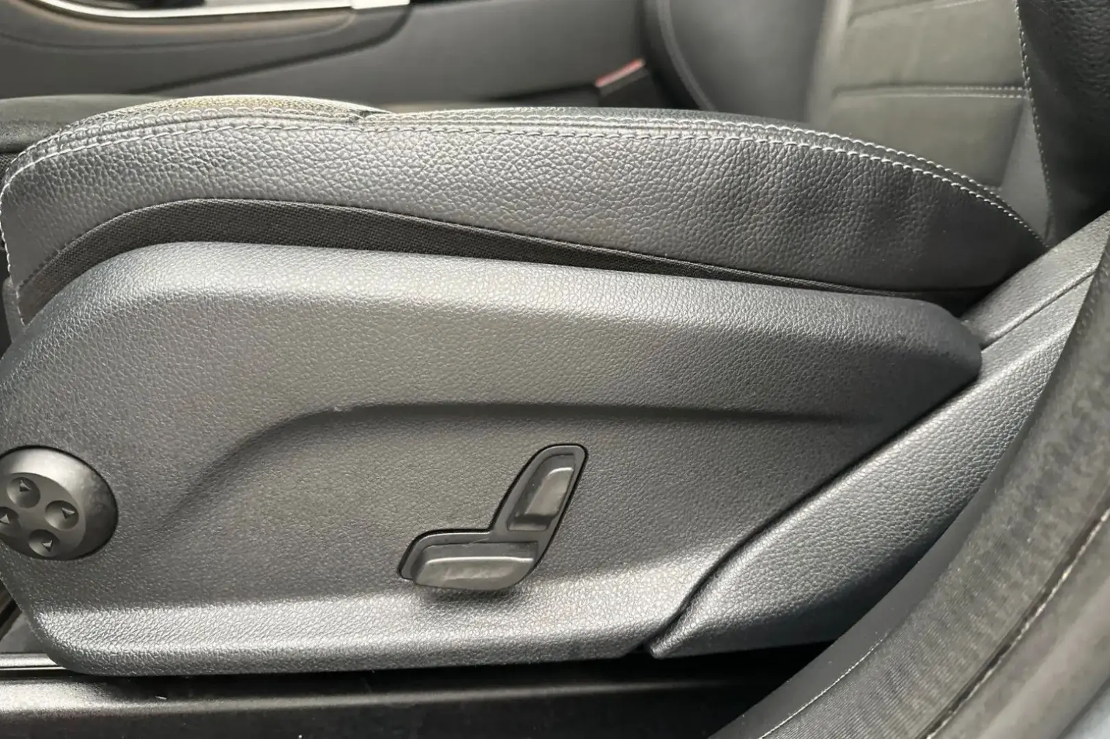 GLC 300 d Coupé 4Matic 245hp AMG Burmester