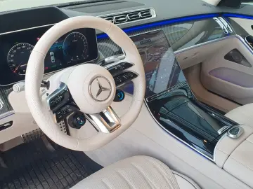 Mercedes-Benz S 63 AMG 4Matic+ L Keramik Pano Night TV