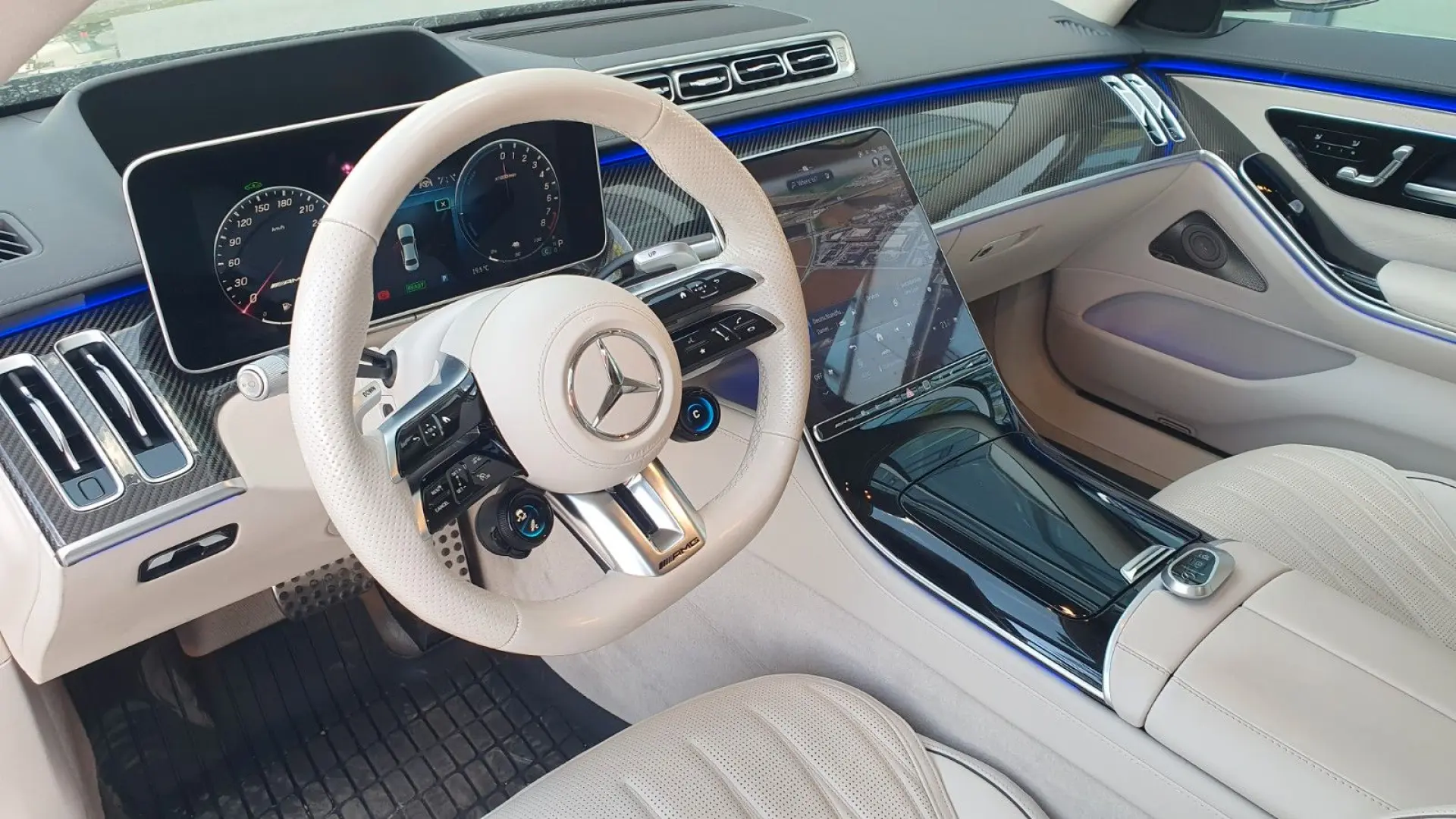 Mercedes-Benz S 63 AMG 4Matic+ L Keramik Pano Night TV