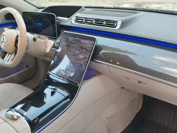 Mercedes-Benz S 63 AMG 4Matic+ L Keramik Pano Night TV