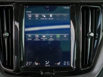 VOLVO XC60 D4 GEARTRONIC 8 INSCRIPTION LUXE