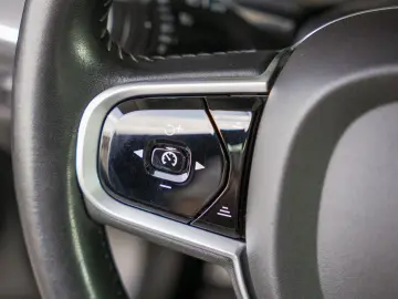 VOLVO XC60 D4 GEARTRONIC 8 INSCRIPTION LUXE