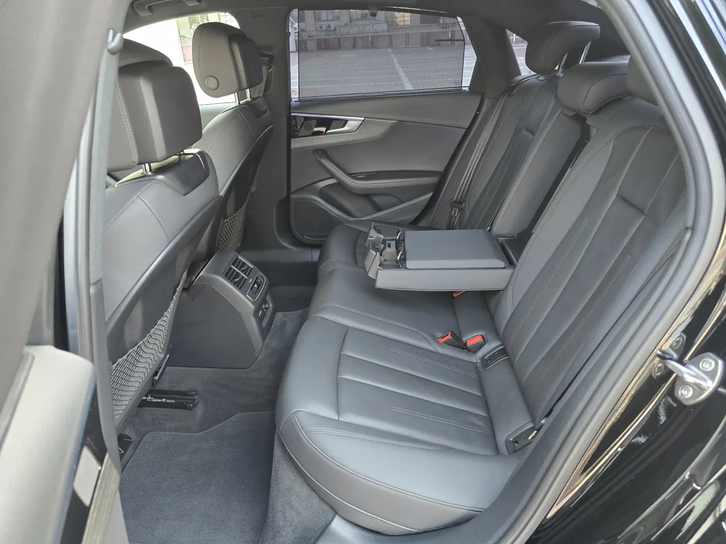 Audi A4 40 TFSI quattro S tronic