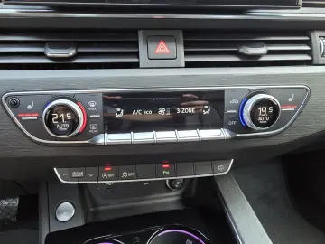 Audi A4 40 TFSI quattro S tronic