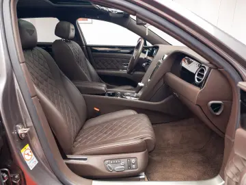 BENTLEY FLYNG SPUR V8S